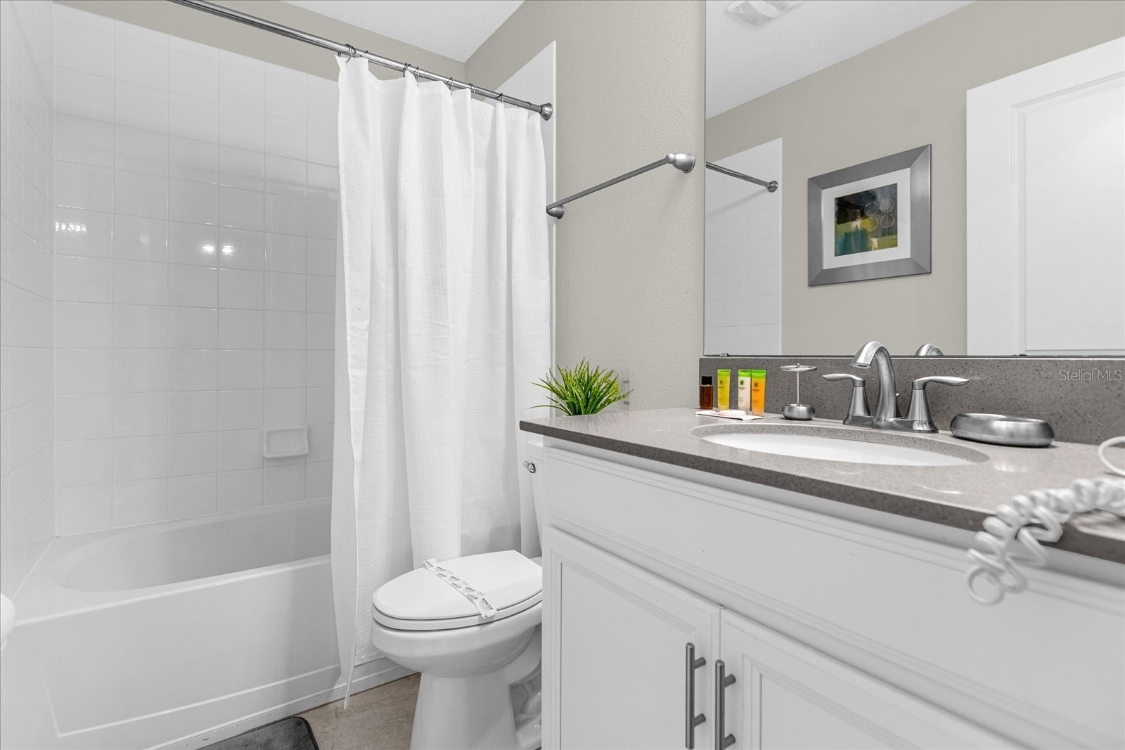 Slide show image of the Orlando Florida Home for Sale 11