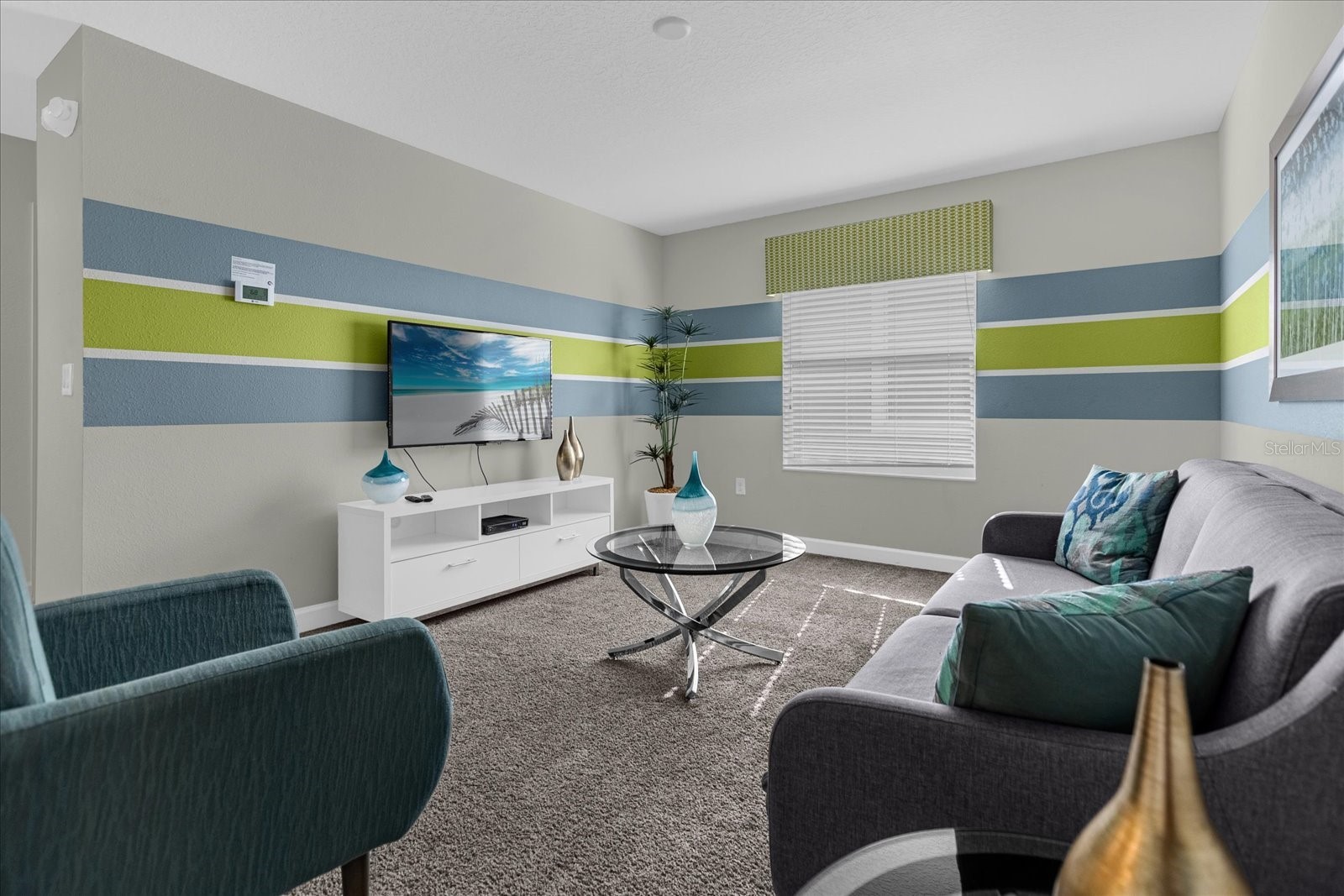 Slide show image of the Orlando Florida Home for Sale 14