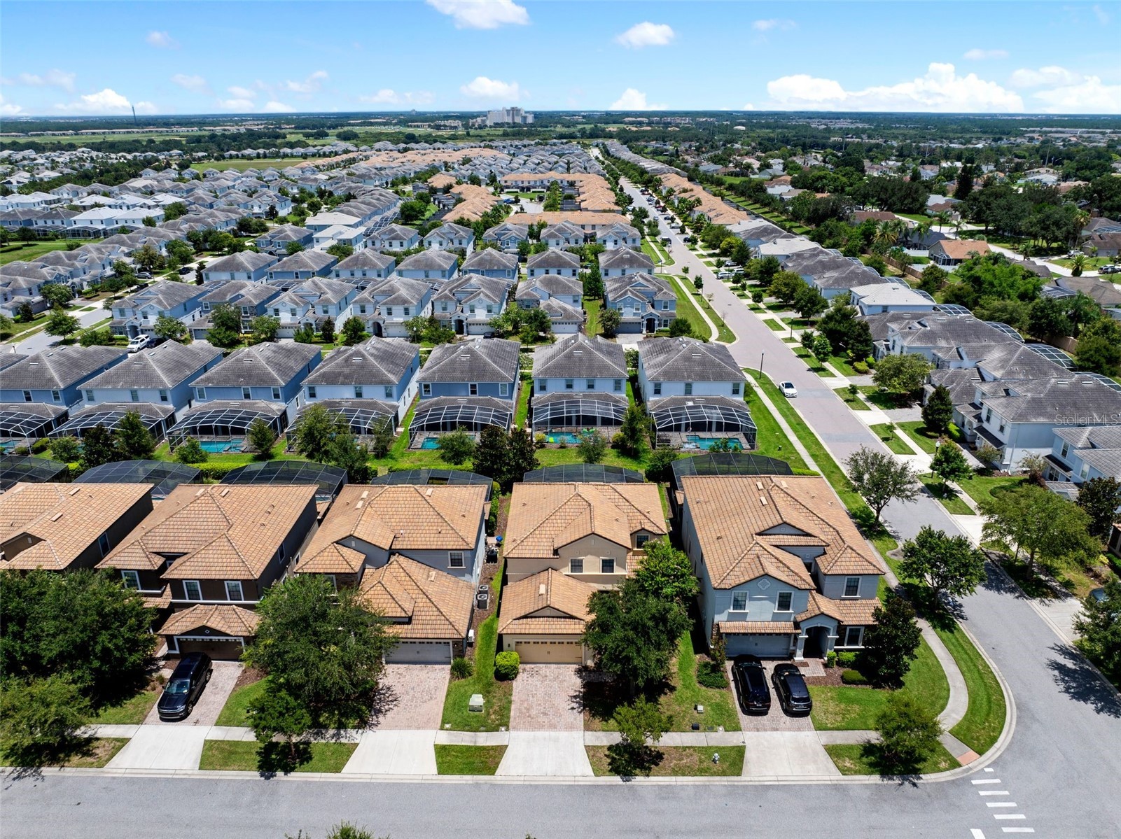 Slide show image of the Orlando Florida Home for Sale 62