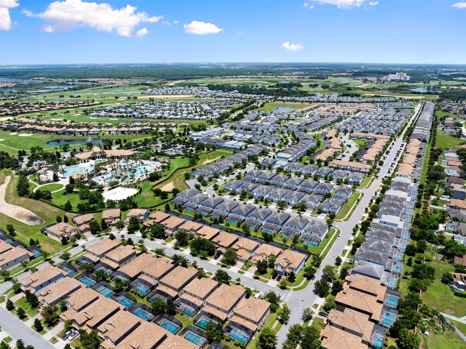 Slide show image of the Orlando Florida Home for Sale 68
