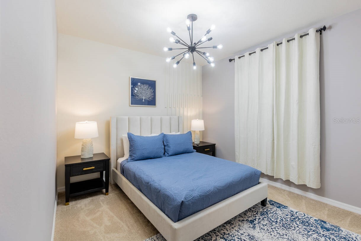 Slide show image of the Orlando Florida Home for Sale 10
