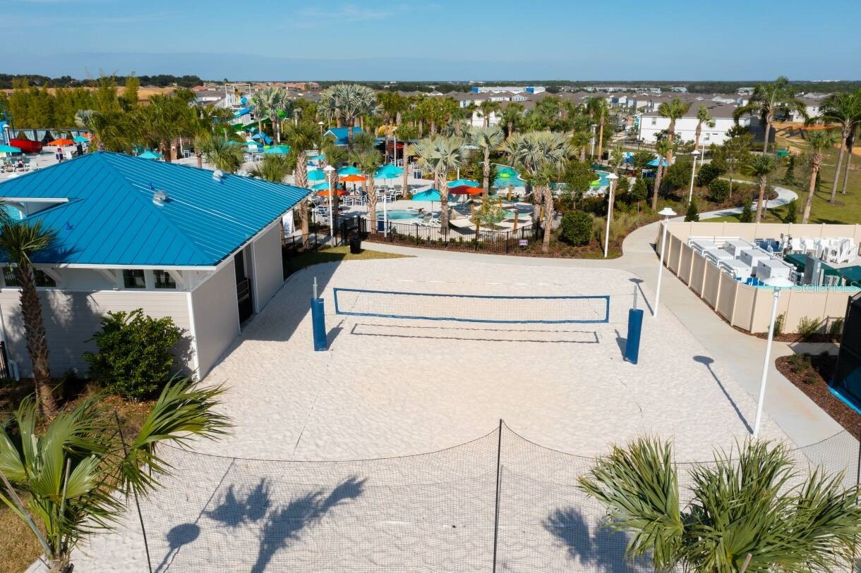 Slide show image of the Orlando Florida Home for Sale 41