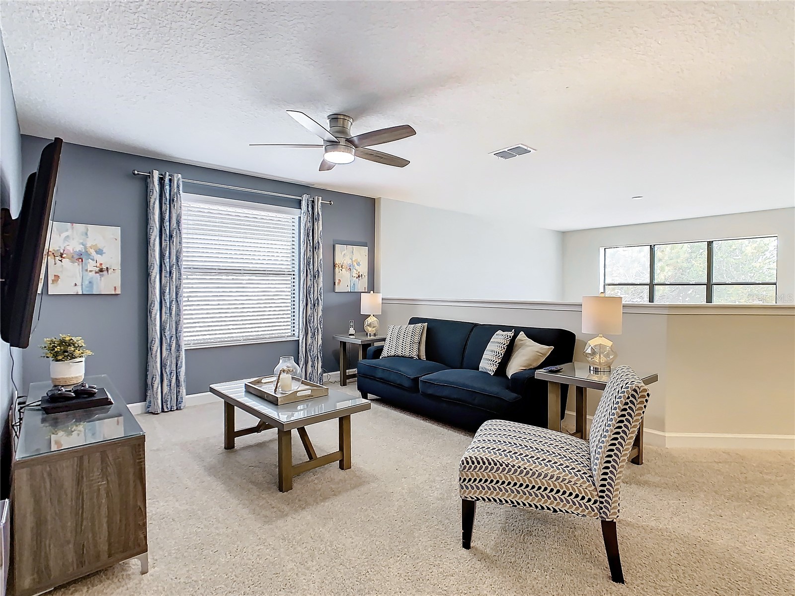 Slide show image of the Orlando Florida Home for Sale 25