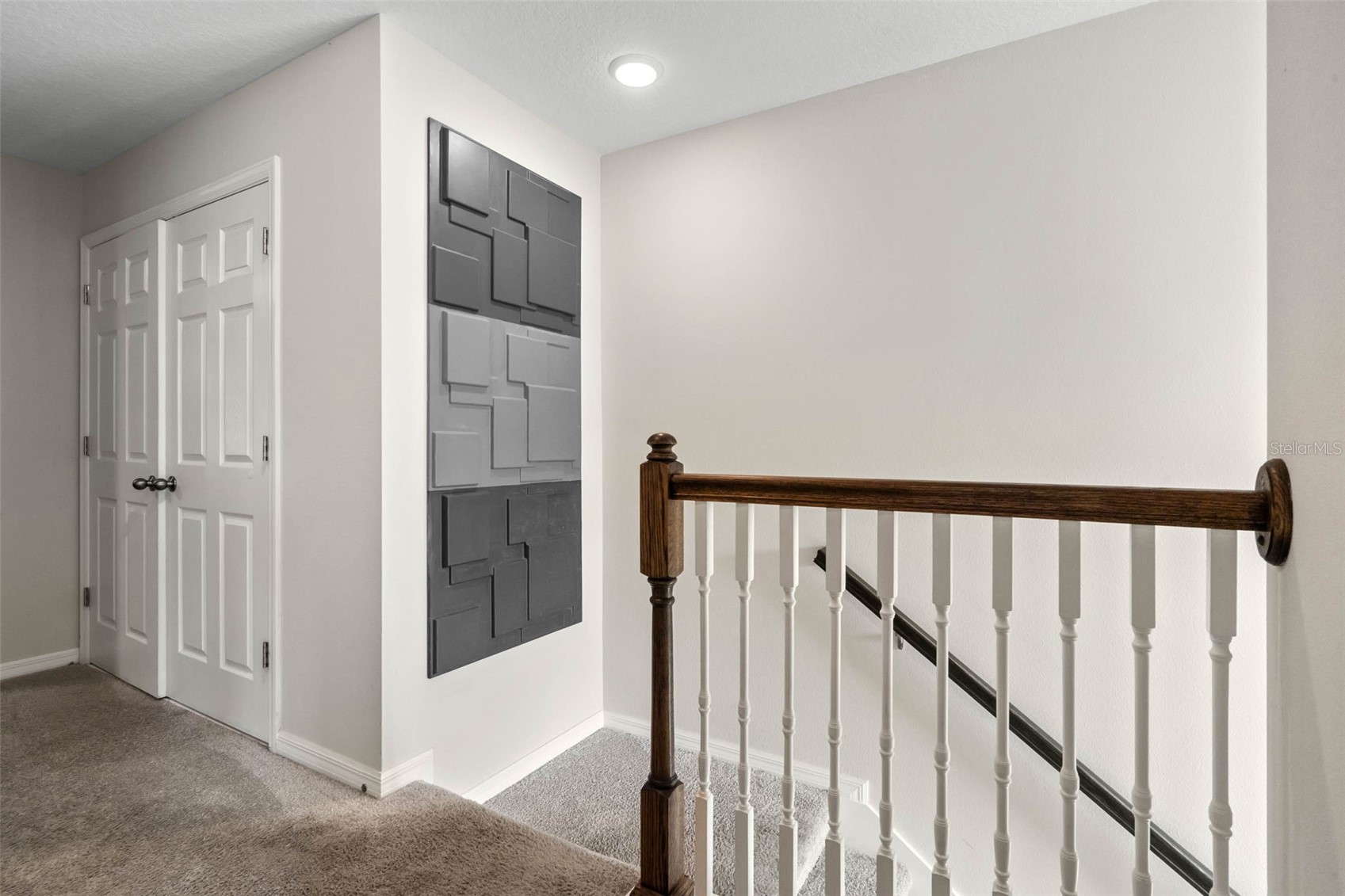 Slide show image of the Orlando Florida Home for Sale 16