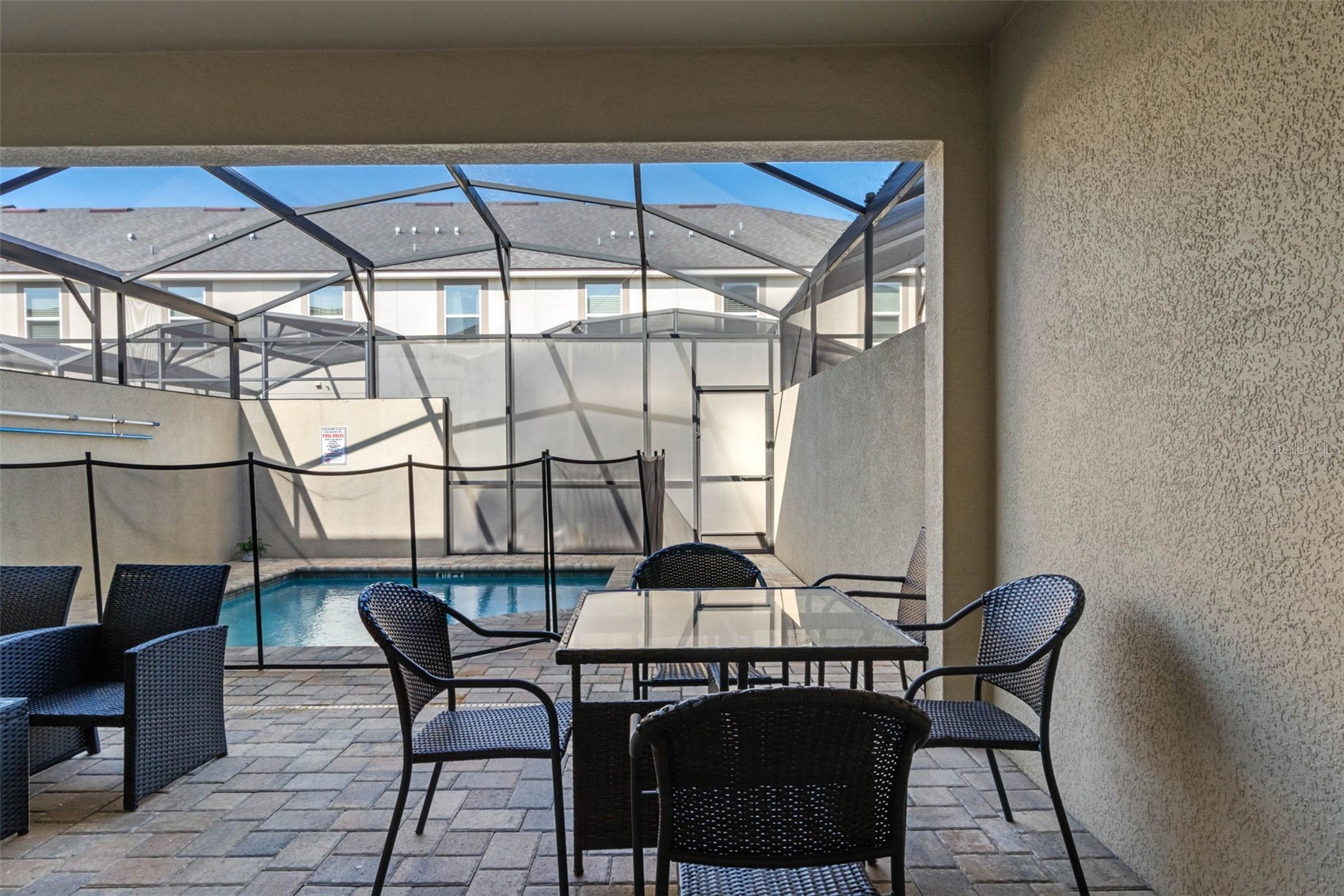 Slide show image of the Orlando Florida Home for Sale 43
