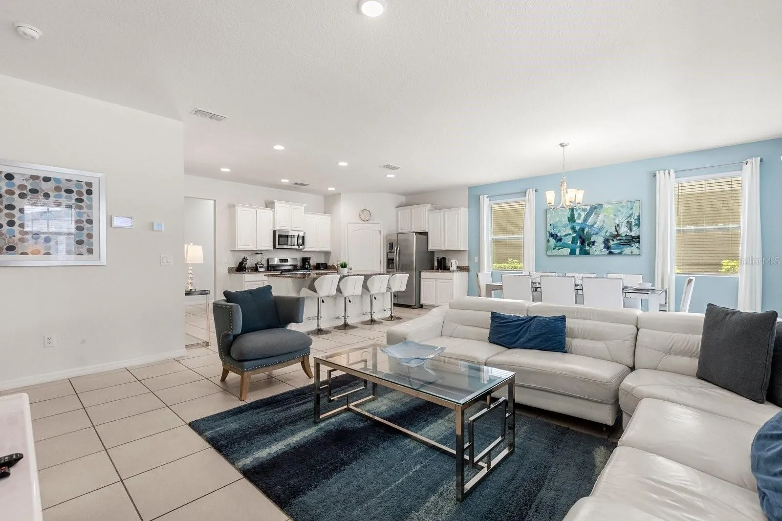 Slide show image of the Orlando Florida Home for Sale 02