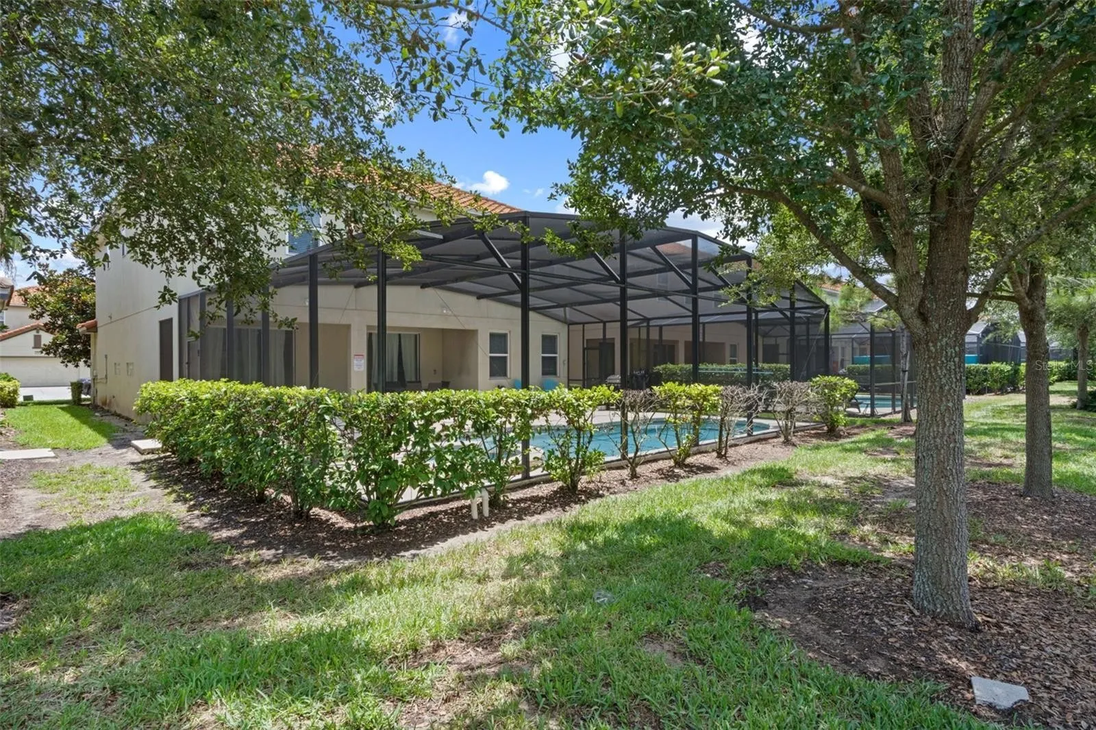 Slide show image of the Orlando Florida Home for Sale 35
