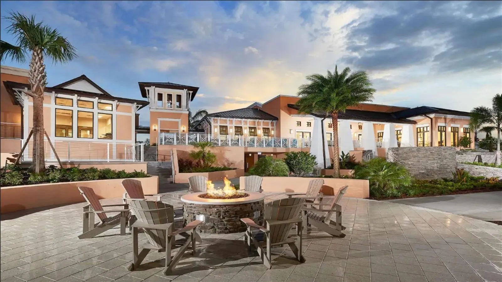 Slide show image of the Orlando Florida Home for Sale 28