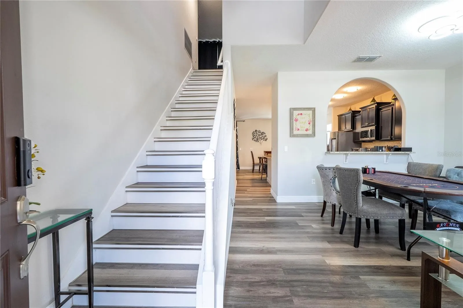 Slide show image of the Orlando Florida Home for Sale 04