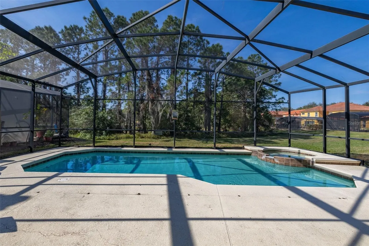Slide show image of the Orlando Florida Home for Sale 09