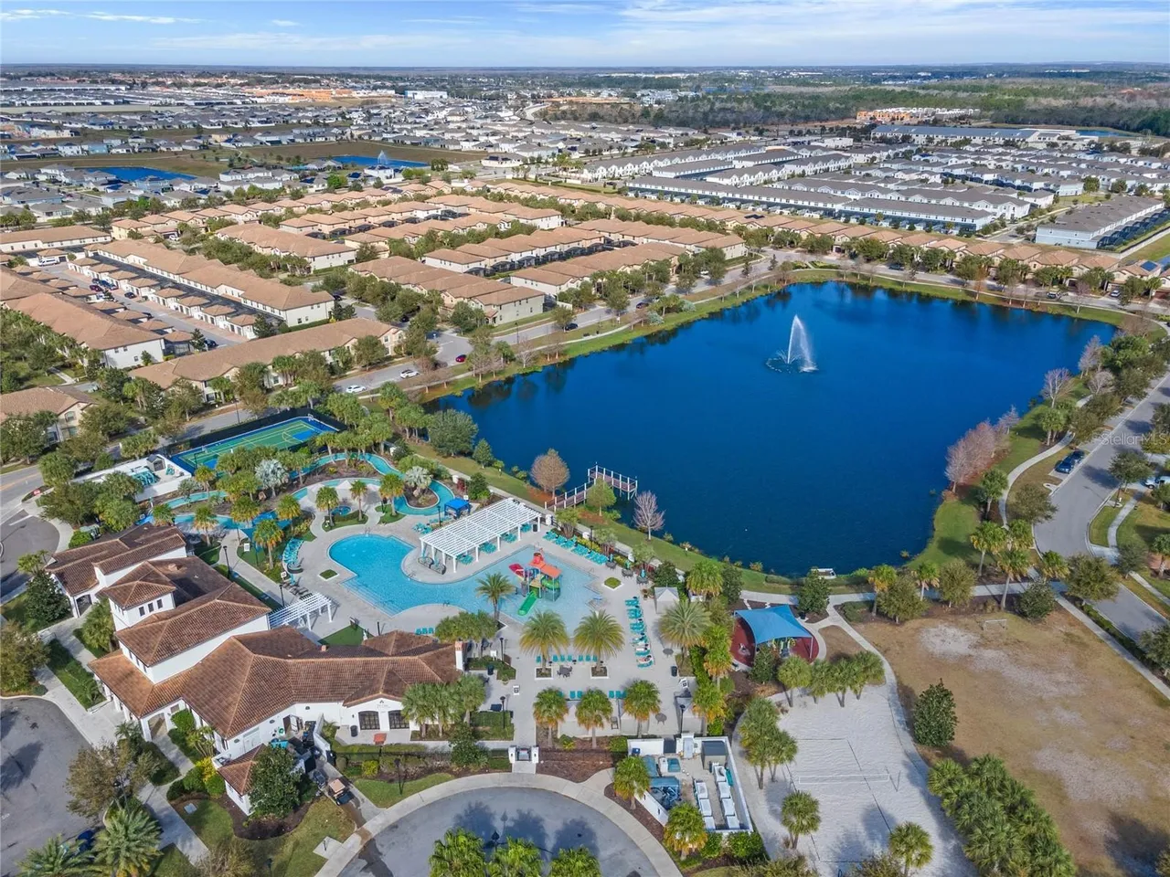 Slide show image of the Orlando Florida Home for Sale 59
