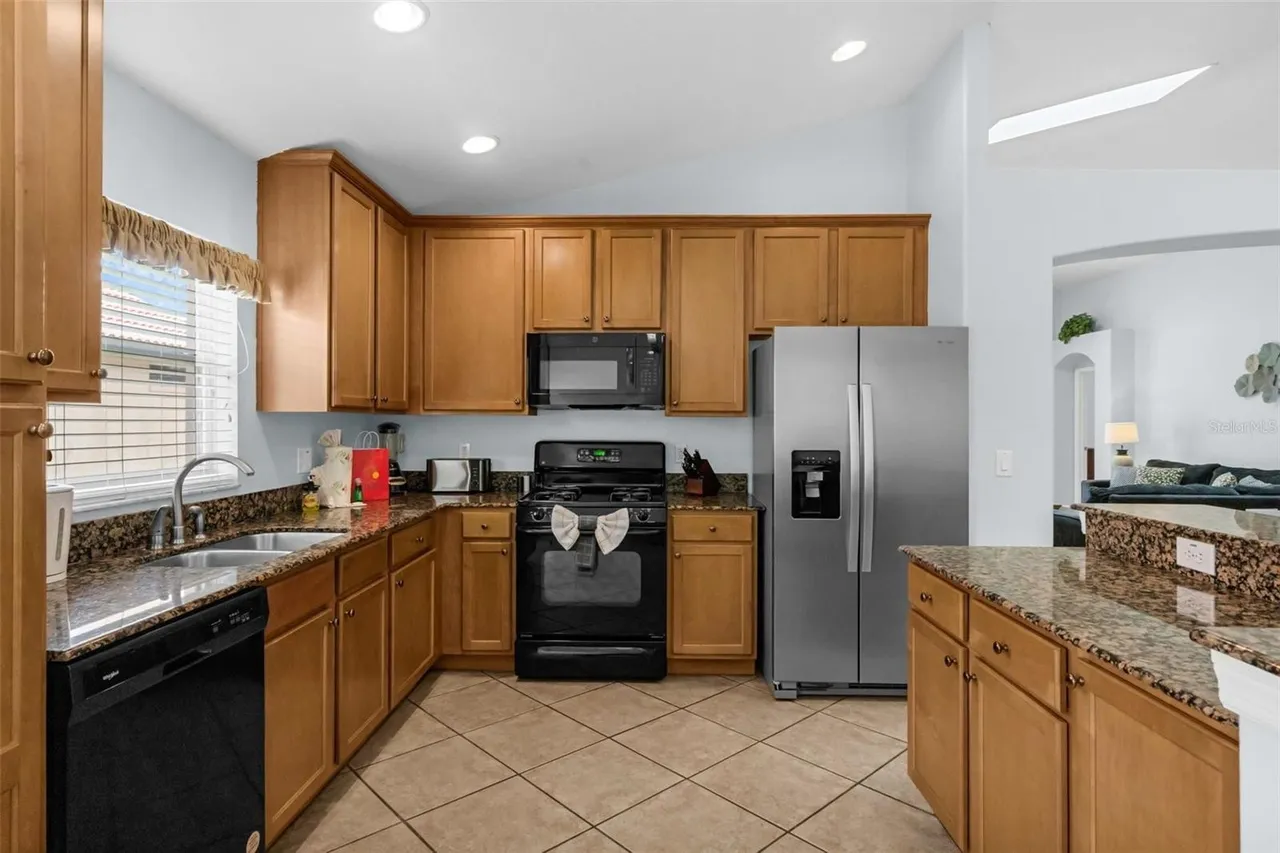 Slide show image of the Orlando Florida Home for Sale 12