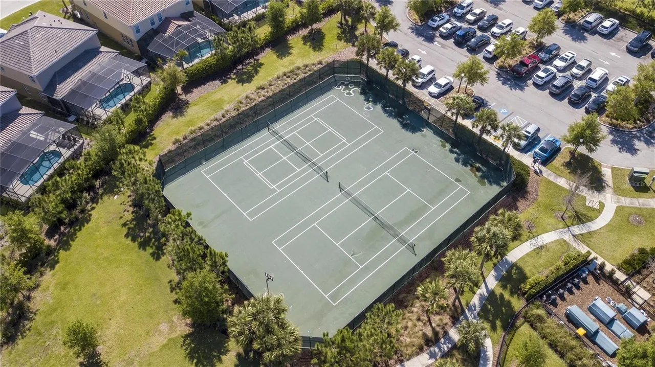 Slide show image of the Orlando Florida Home for Sale 61