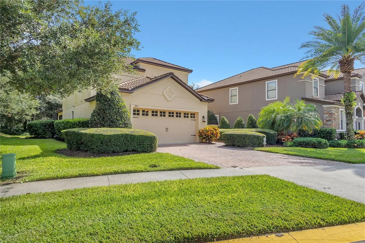 Slide show image of the Orlando Florida Home for Sale 02