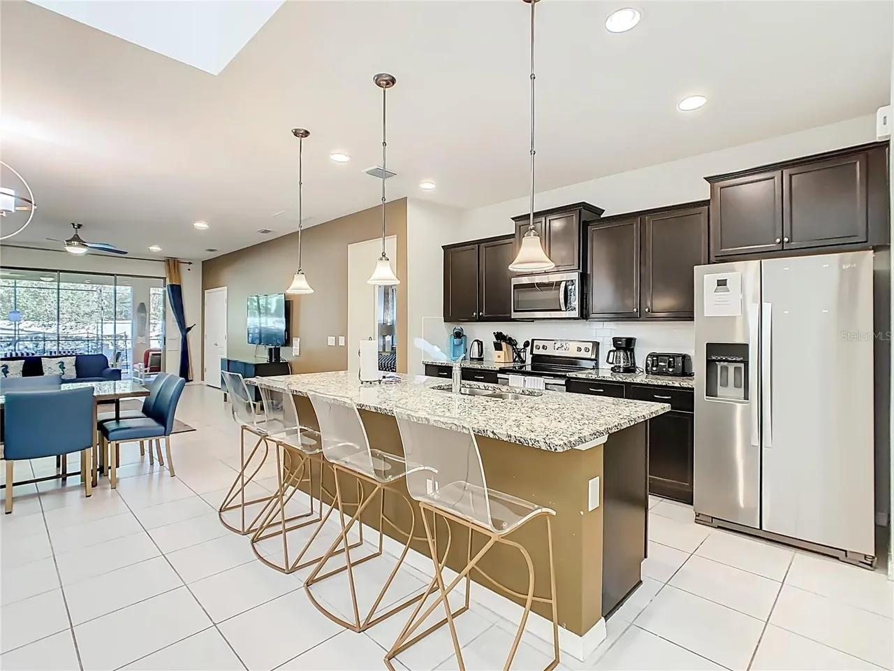 Slide show image of the Orlando Florida Home for Sale 05