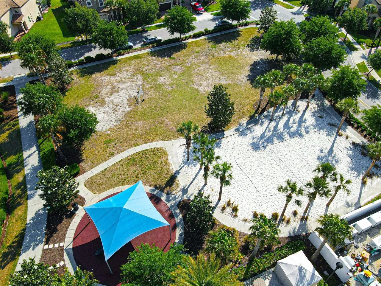 Slide show image of the Orlando Florida Home for Sale 75