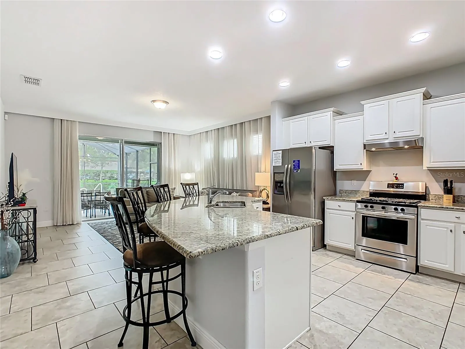 Slide show image of the Orlando Florida Home for Sale 07