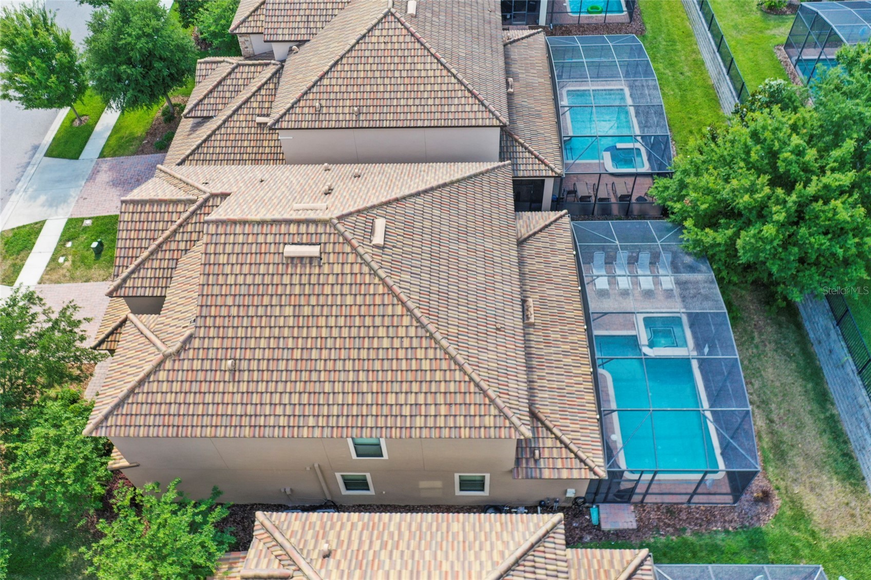 Slide show image of the Orlando Florida Home for Sale 42