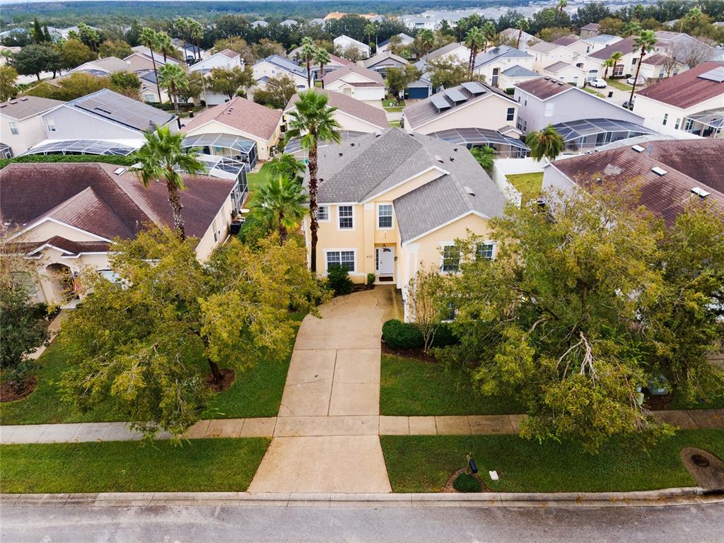 Slide show image of the Orlando Florida Home for Sale 41