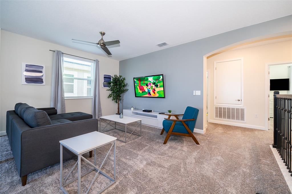 Slide show image of the Orlando Florida Home for Sale 08