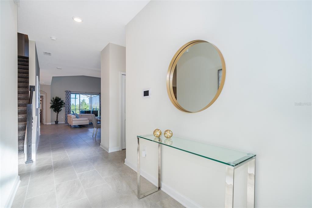 Slide show image of the Orlando Florida Home for Sale 09