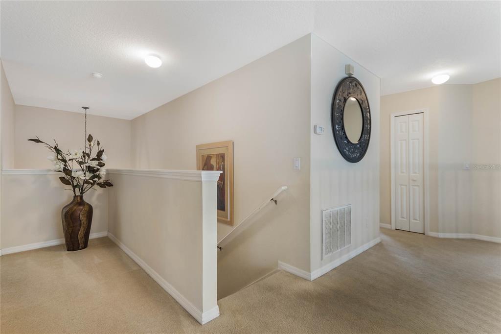 Slide show image of the Orlando Florida Home for Sale 17