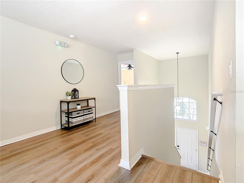 Slide show image of the Orlando Florida Home for Sale 52