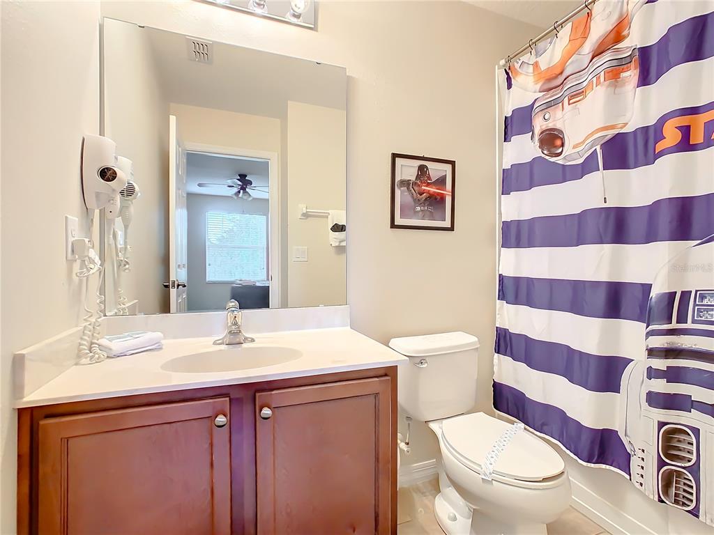 Slide show image of the Orlando Florida Home for Sale 57