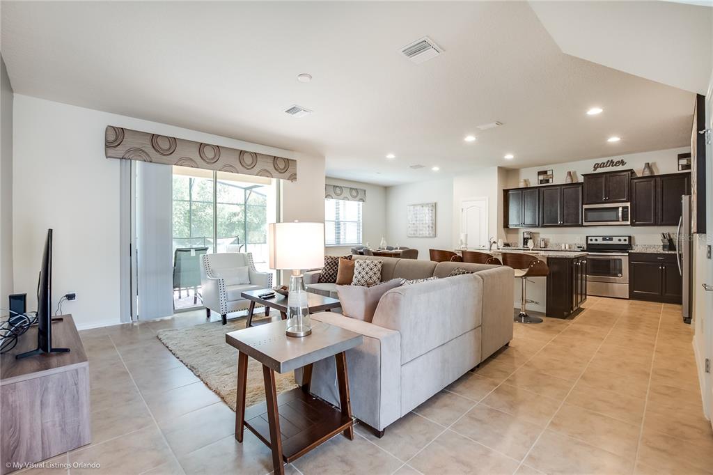 Slide show image of the Orlando Florida Home for Sale 08