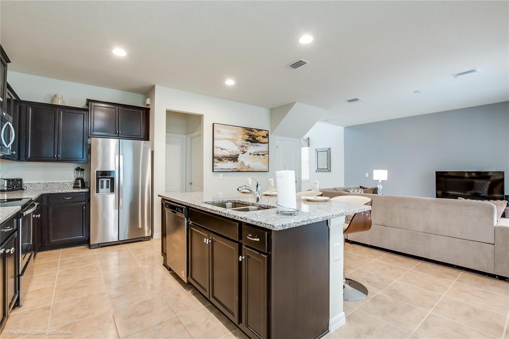 Slide show image of the Orlando Florida Home for Sale 11