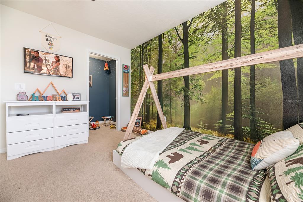 Slide show image of the Orlando Florida Home for Sale 14