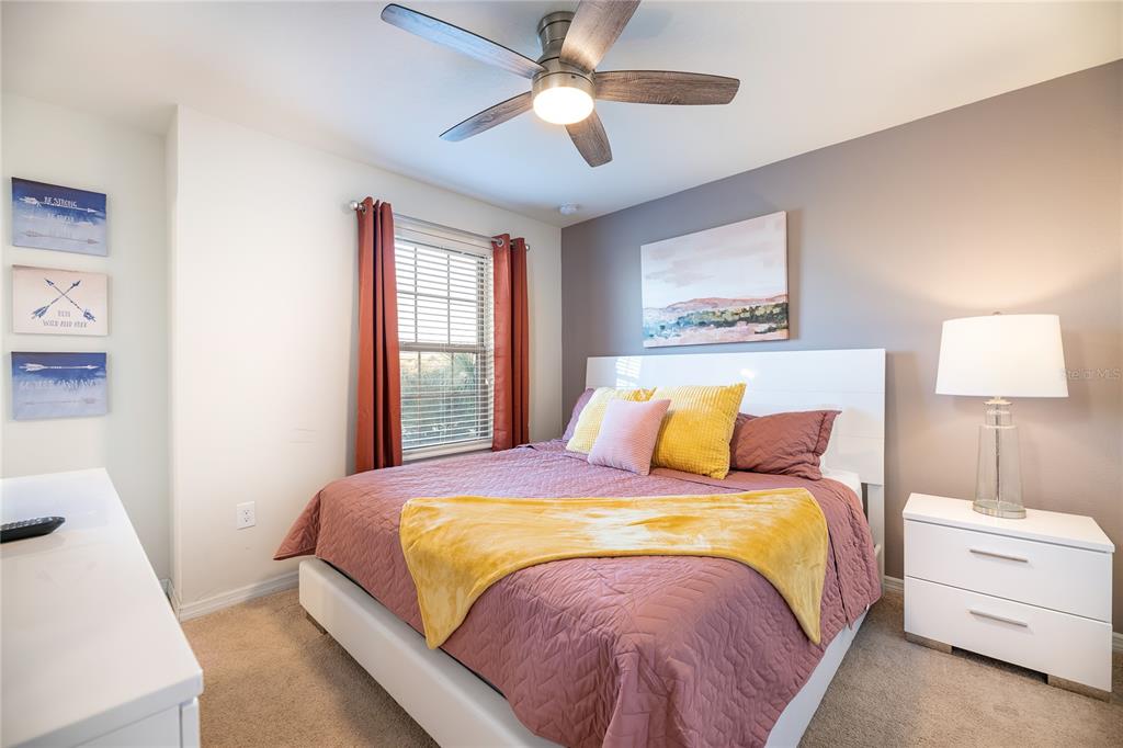 Slide show image of the Orlando Florida Home for Sale 26