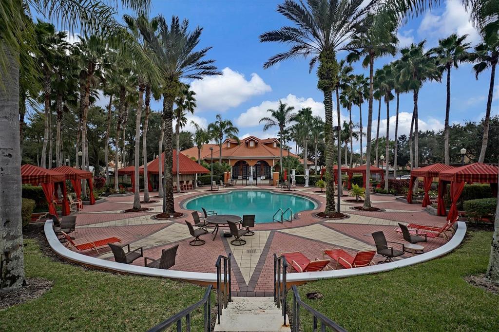 Slide show image of the Orlando Florida Home for Sale 43