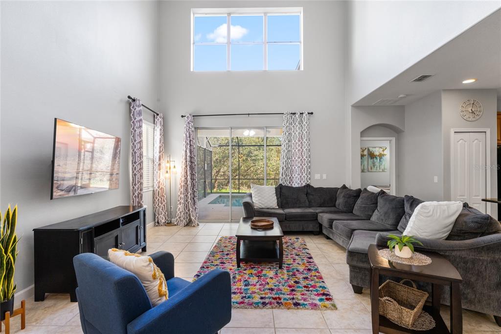 Slide show image of the Orlando Florida Home for Sale 12