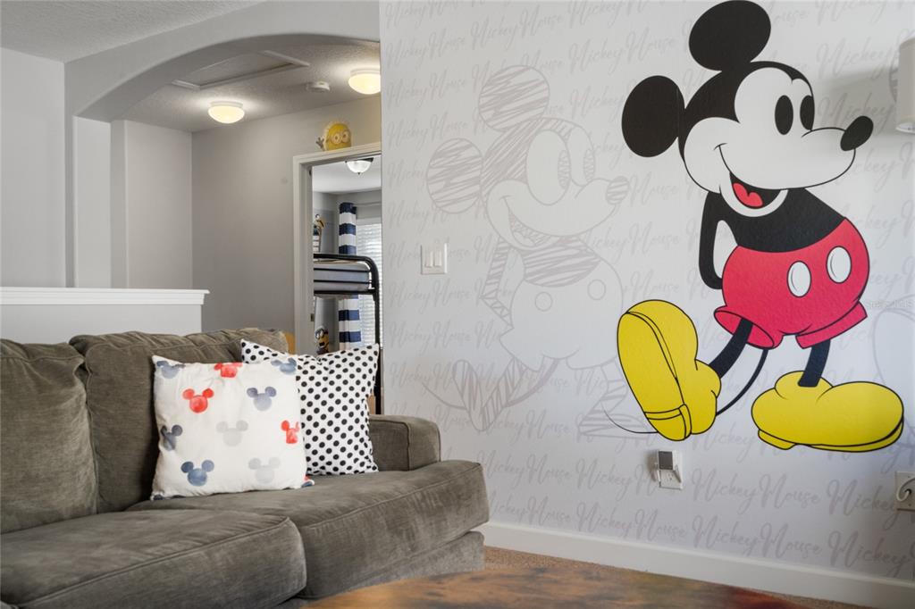 Slide show image of the Orlando Florida Home for Sale 30