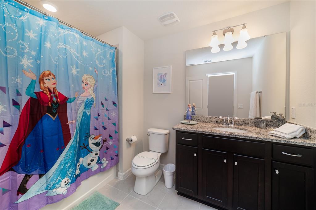 Slide show image of the Orlando Florida Home for Sale 19