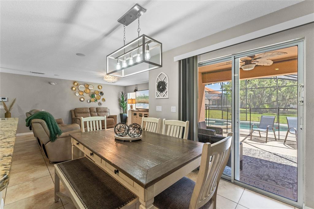 Slide show image of the Orlando Florida Home for Sale 10