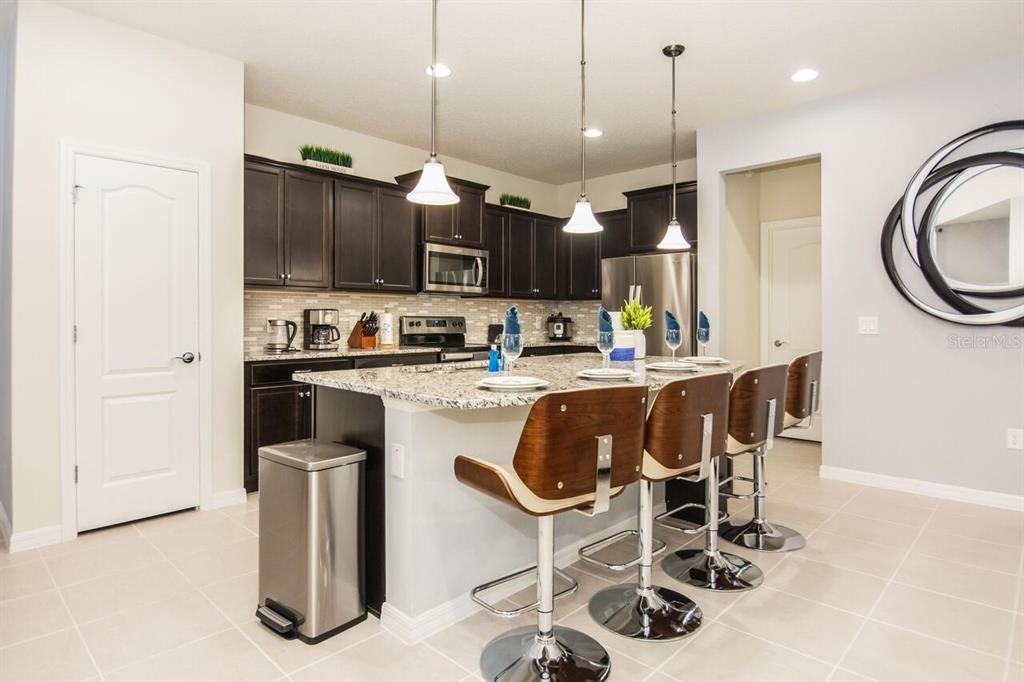 Slide show image of the Orlando Florida Home for Sale 02