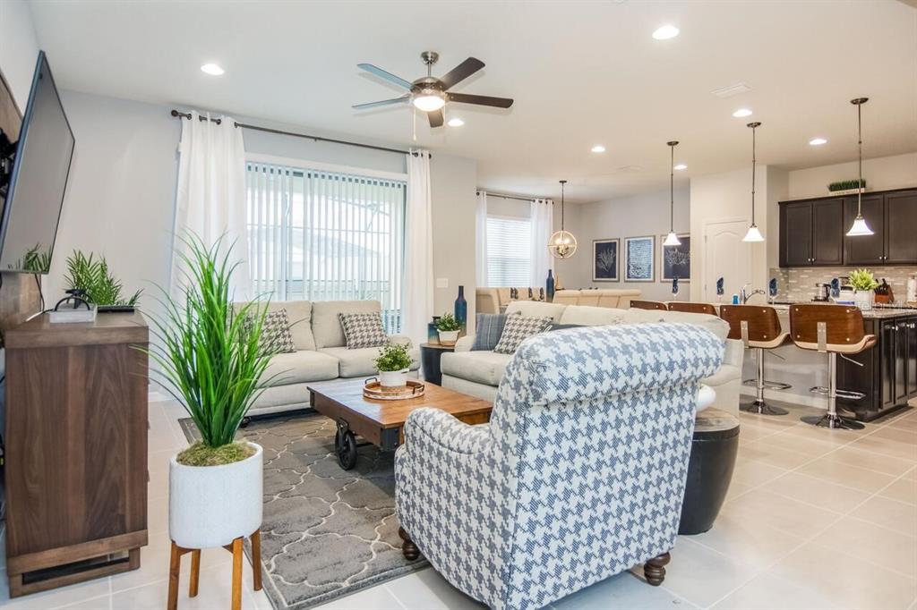 Slide show image of the Orlando Florida Home for Sale 06