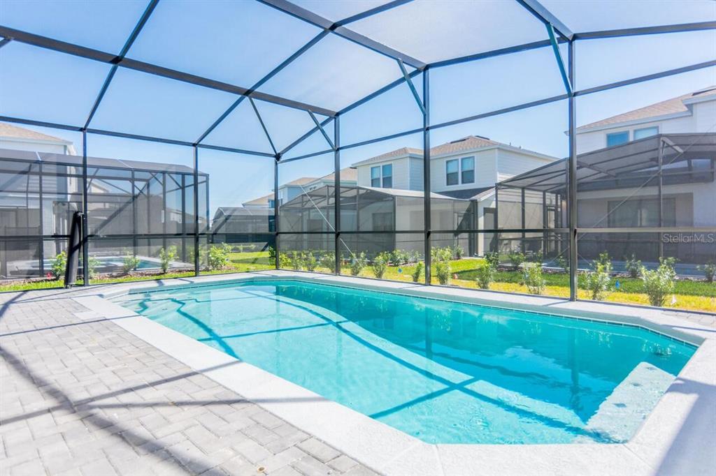 Slide show image of the Orlando Florida Home for Sale 23