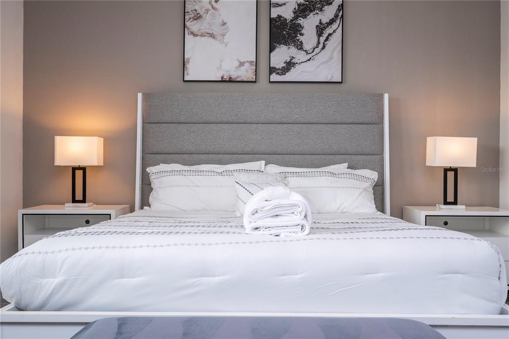 Slide show image of the Orlando Florida Home for Sale 64