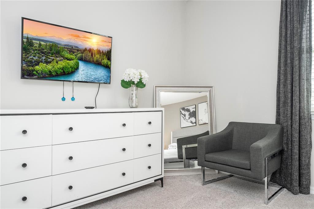 Slide show image of the Orlando Florida Home for Sale 68