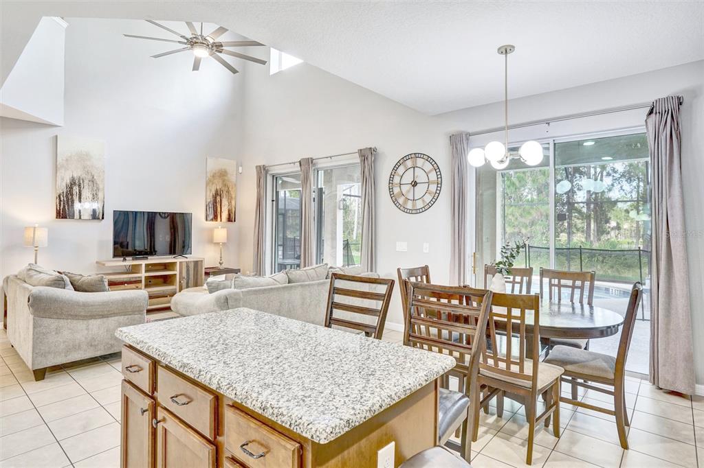 Slide show image of the Orlando Florida Home for Sale 10