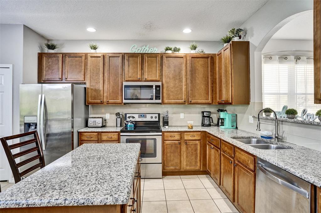 Slide show image of the Orlando Florida Home for Sale 13