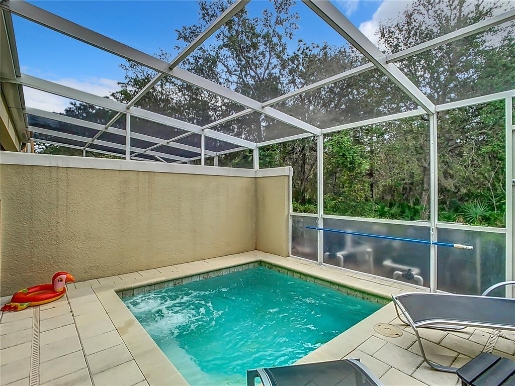 Slide show image of the Orlando Florida Home for Sale 51