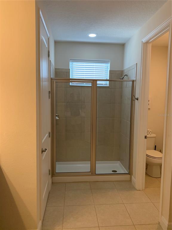 Slide show image of the Orlando Florida Home for Sale 30