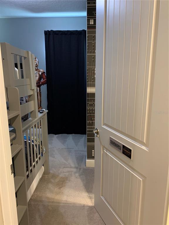 Slide show image of the Orlando Florida Home for Sale 39