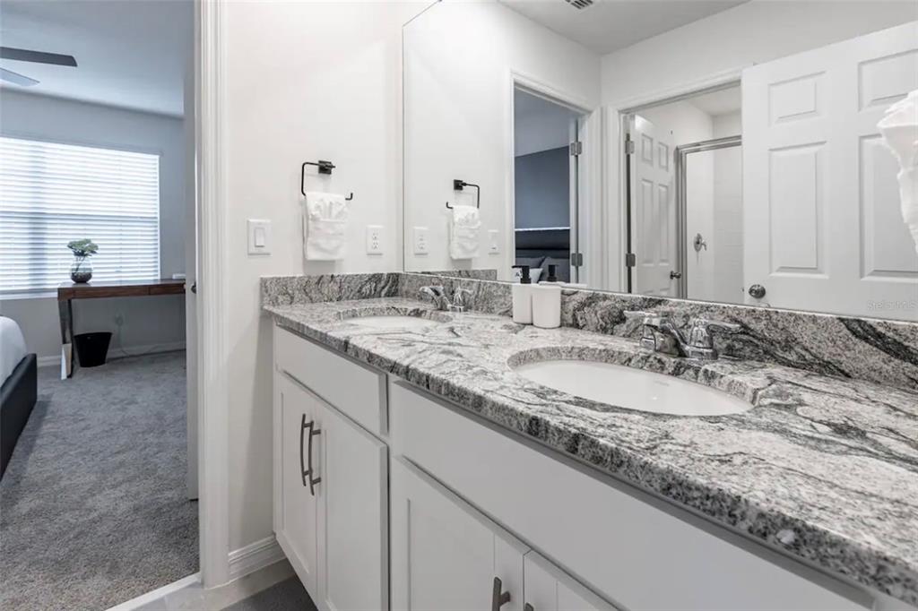 Slide show image of the Orlando Florida Home for Sale 55