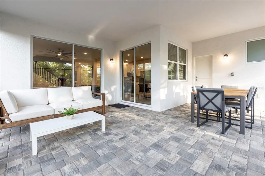 Slide show image of the Orlando Florida Home for Sale 65