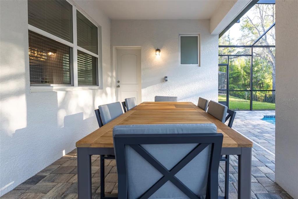 Slide show image of the Orlando Florida Home for Sale 67